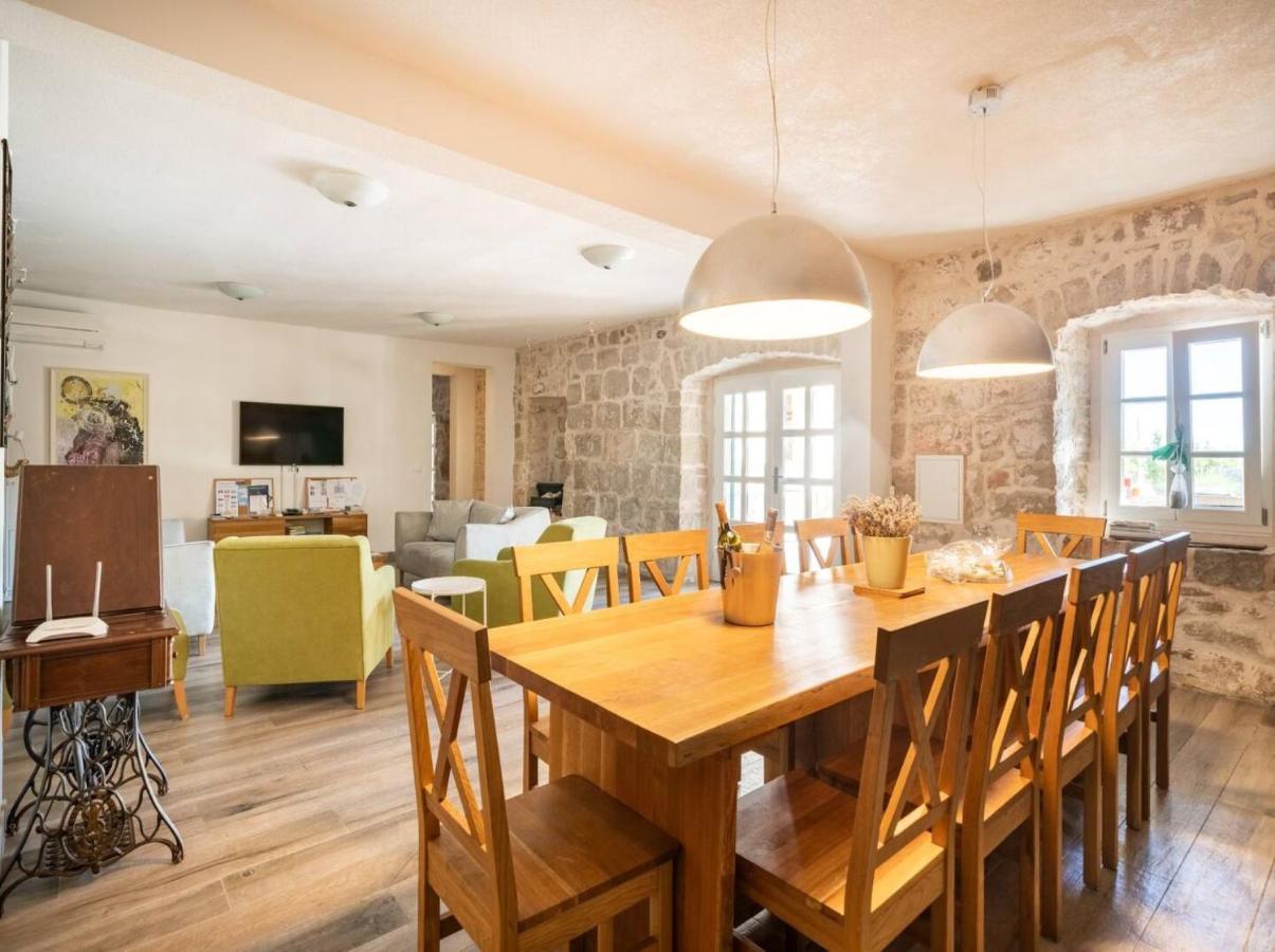 Villa Joe Čilipi Buitenkant foto